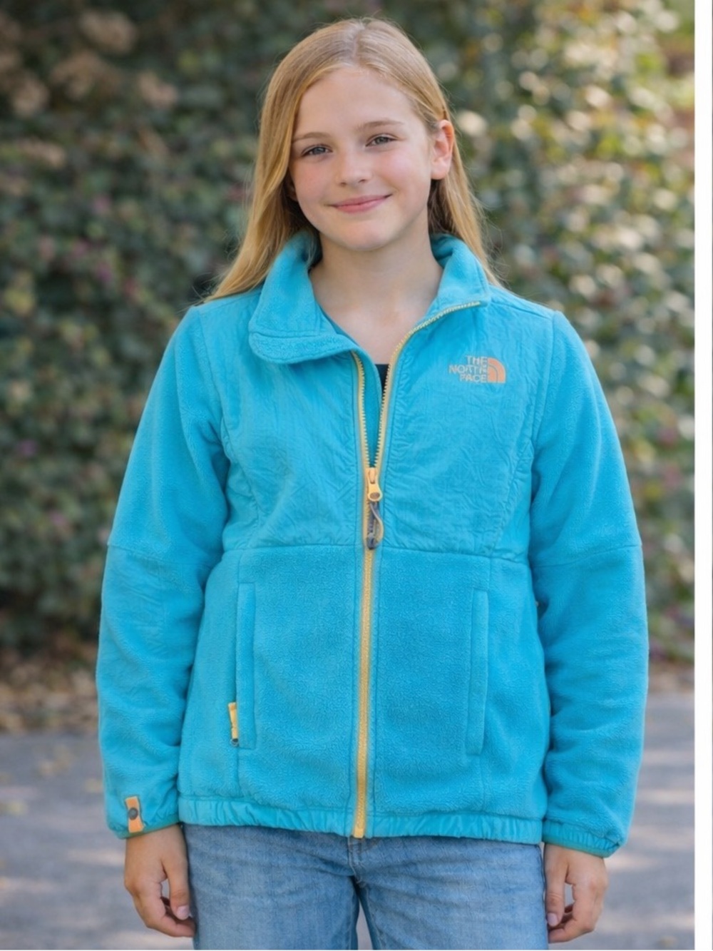 The North Face Big Girls’ Blue Denali Fleece Sweater – Size M (10/12) - Picture 12 of 13